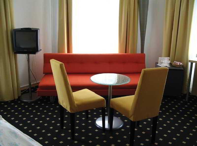 Becozy Self Check-In Pop-Up Hotel Basel Eksteriør bilde